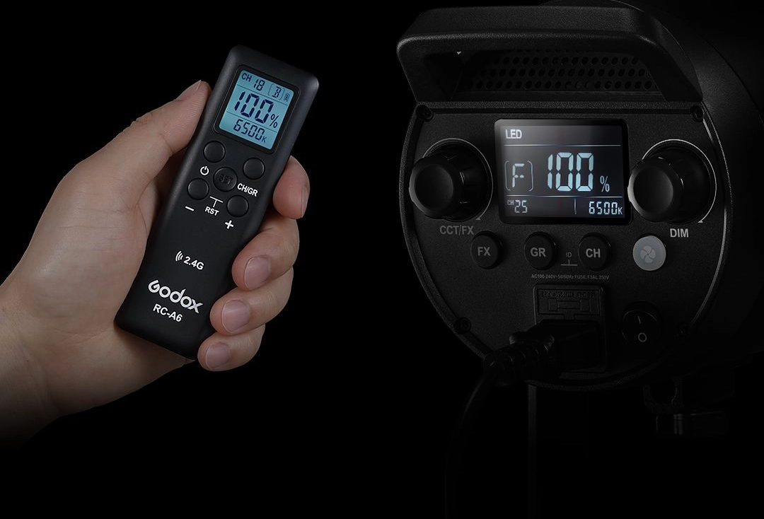 Lampa LED Godox SL-150II Bi-color 2800-6500K